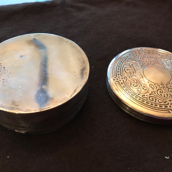 Tiffany & Co Antique Round Sterling Covered Box - Picture 6 of 8